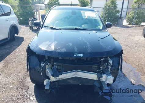 2020 Jeep Compass Latitude 4X4 из США, поврежденный, VIN 3C4NJDBB8LT143150